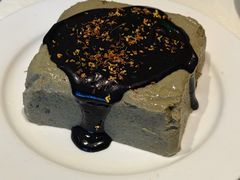 黑芝麻奶糕-吕氏焗小鲜•海鲜青岛菜(八大关店)