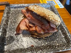 -老天桥酱肉烧饼夹肘子(天桥店)