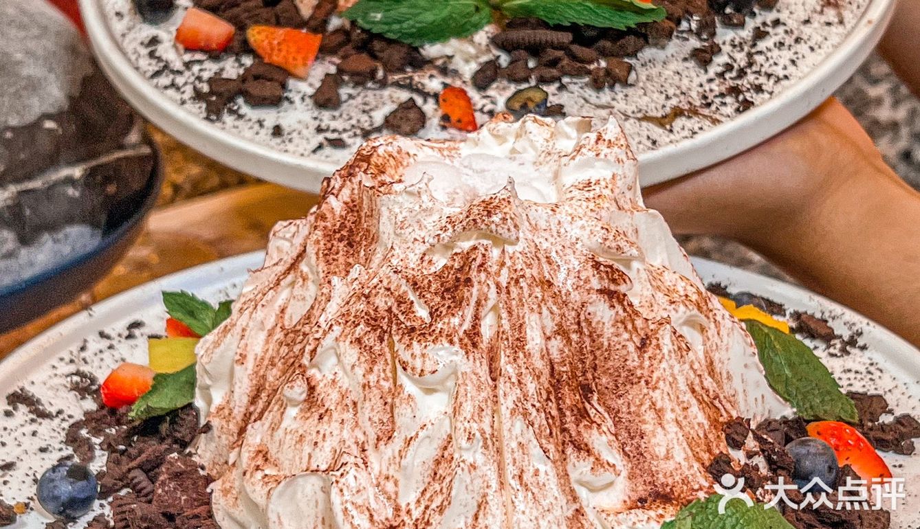 东莞首家富士山下蛋糕🗻！太梦幻了
