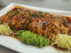 -有红鸡毛店·川菜(建设路店)