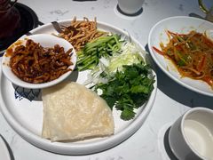 -关东小磨东北菜(漕河泾印象城店)