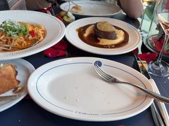 -福楼毕斯罗F Bistronome(国贸商城约会地标景观店)