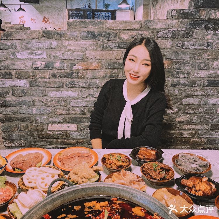 重庆探店｜众多明星打卡的火锅来沙坪坝了