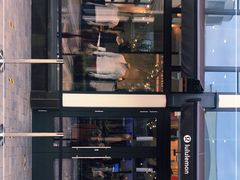 -lululemon(比斯特购物村店)