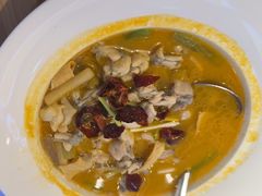 -严记小天府酸菜鱼(西四路店)