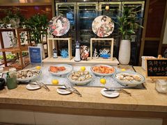 -大中华希尔顿酒店-念自助餐·嗨啤·小龙虾