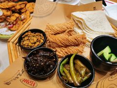 -丁里羊肉小镇(天鹅湖总店)