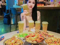 -巴厘龙虾·榜首油焖大虾(音乐学院·沿江酒馆店)