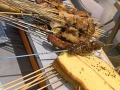 -小两口锦州烧烤·脆皮油边(依云北郡店)