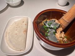 -聚友斋(陶瓷琉璃馆水晶街店)
