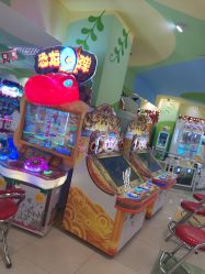 -莫莉幻想儿童乐园(绍兴金帝银泰城店)