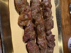 新疆特色羊肉串-清真·双公羊·馕坑烤全羊(奥体店)