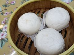 奶黄流沙包-芳姨广东砂锅粥(张庄路店)