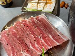-围炉肉舍丹东海鲜烤肉·烤活鳗(步行街店)