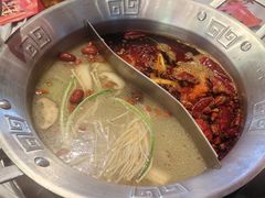 -大芊金重庆串串火锅(南京路店)