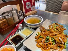 -潮界(虹桥新天地店)