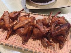 烤乳鸽-东记海鲜舫