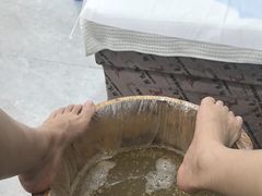 -郑远元专业修脚房(昌里东路店)