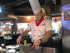 -利昂法式铁板主题餐厅(新奥购物中心店)