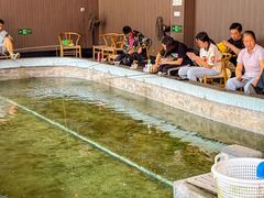 -光头佬室内钓虾场·烧烤·团建·亲子(中山八路店)