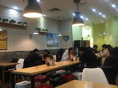 大堂-西粉堂新疆米粉(朝外店)