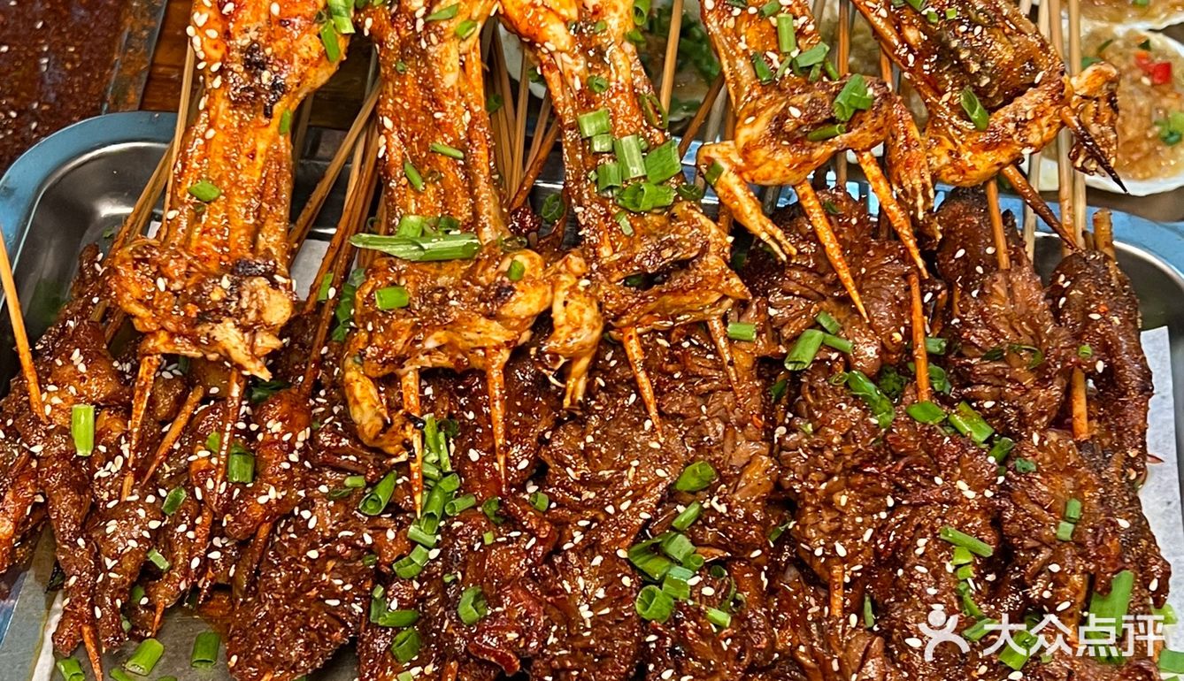 想把这家摊摊烧烤安利给全重庆 烤郡花巨好吃‼️
