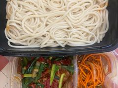 辣皮子韭菜肉拌面-汗腾格里·风味餐厅(新疆驻京办店)
