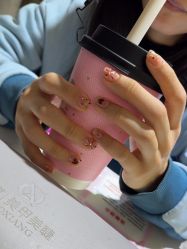 -瞧·享轻奢美甲美睫