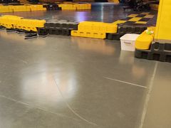 -极限PLAY运动娱乐新世界·团建派对表演休闲馆·室内高空游乐园