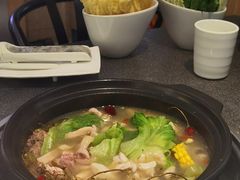 -野迹·石橄榄鸡·烧烤(新洲店)