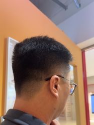 -Devilhands Barbershop男士理容店