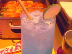 气泡水-燥次·烧烤酒场(万象城店)