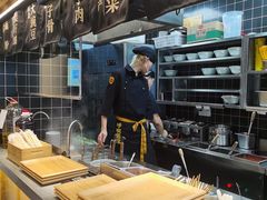 -呼啦面馆·头牌豌杂面(珠江国际B区店)