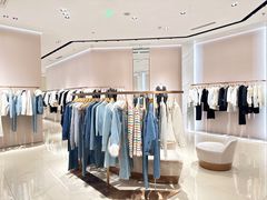 -王府井奥莱临潼小镇(临潼店)