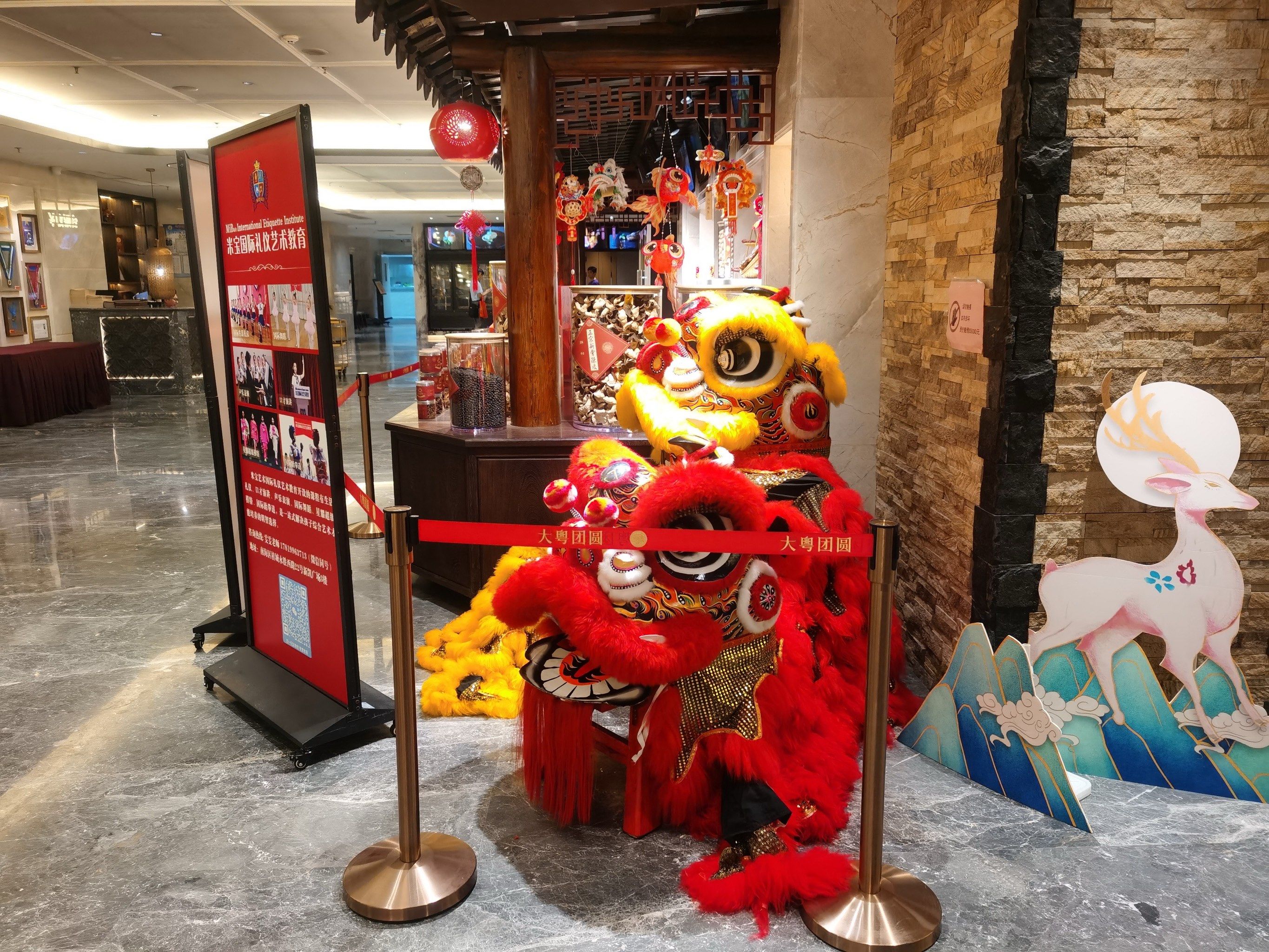 环境美丽,服务到位,吊烧脆皮鸡好吃