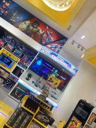 -乐高品牌旗舰店(人民广场店)