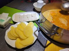 -四季喧黔味豆米火锅(万达广场店)