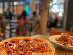 -城市大道红炉披萨烘焙坊