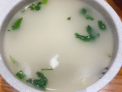 砂锅鱼头汤-丹江渔村(望京店)