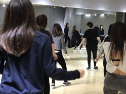 -5KM舞蹈街舞工作室