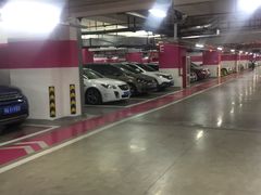 -万象城-停车场