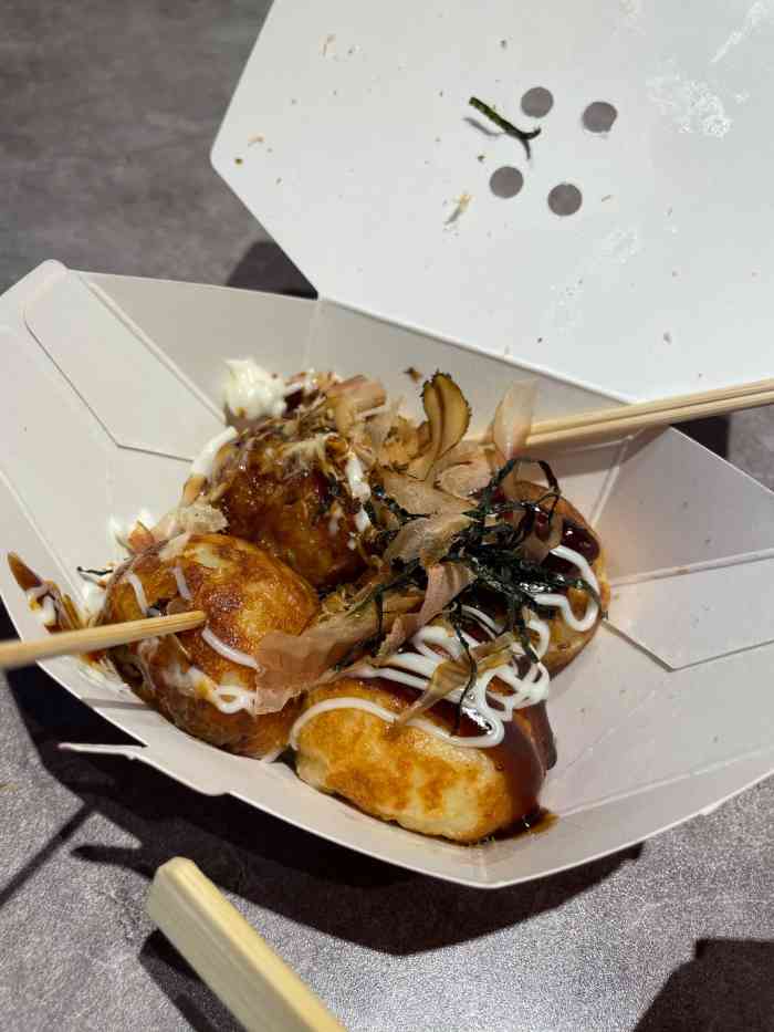 泉鲤章鱼烧(百联世纪店)-"无意中看见了有玉子烧 最喜欢玉子烧啦～.