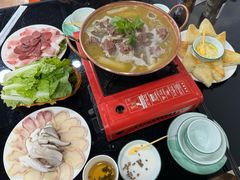 -藏味八珍特色火锅