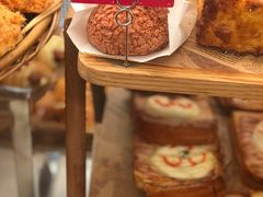 白桃泡芙糕点-味多美(江桥万达店)