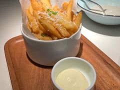 -阿妮叶李(光谷世界城店)