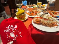 -广州万富希尔顿酒店·感趣自助餐厅·金秋蟹宴生蚝海鲜刺身烧烤