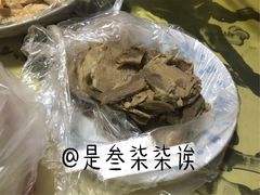 特色肘肉-亮亮面馆(经六路店)