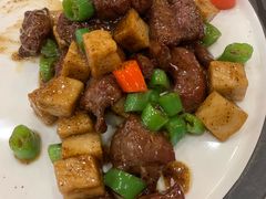 杏鲍菇牛肉粒-淮扬韵.淮扬味道