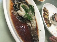-鑫悦楼煎蟹·16年海鲜大排档