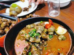 -虾弄弄海派小龙虾·牛羊蝎子火锅